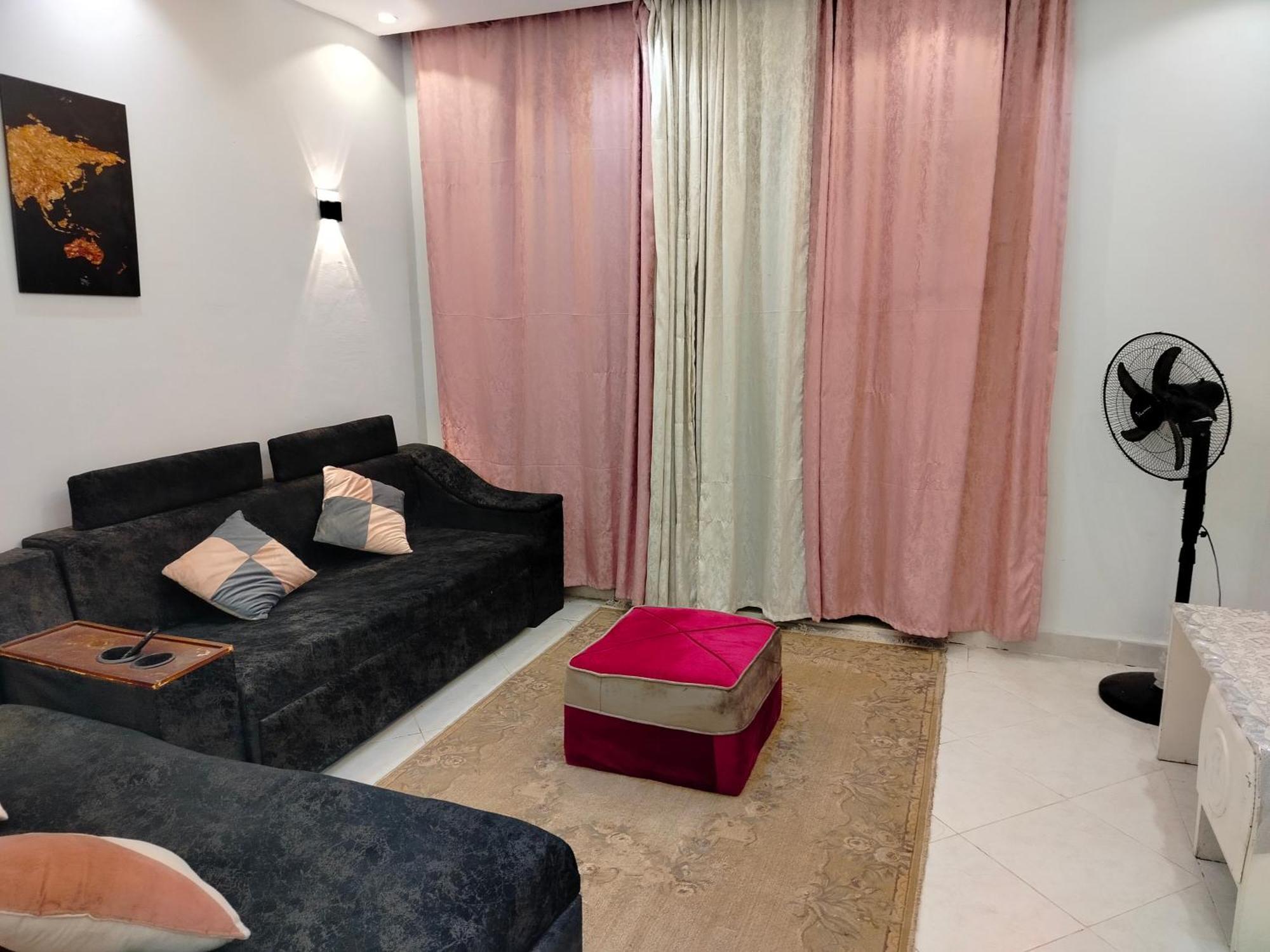 كمبوند جاردينيا سيتى مدينه نصر Apartment *
